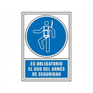 ES OBLIGATORIO EL USO DE ARNÉS DE SEGURIDAD